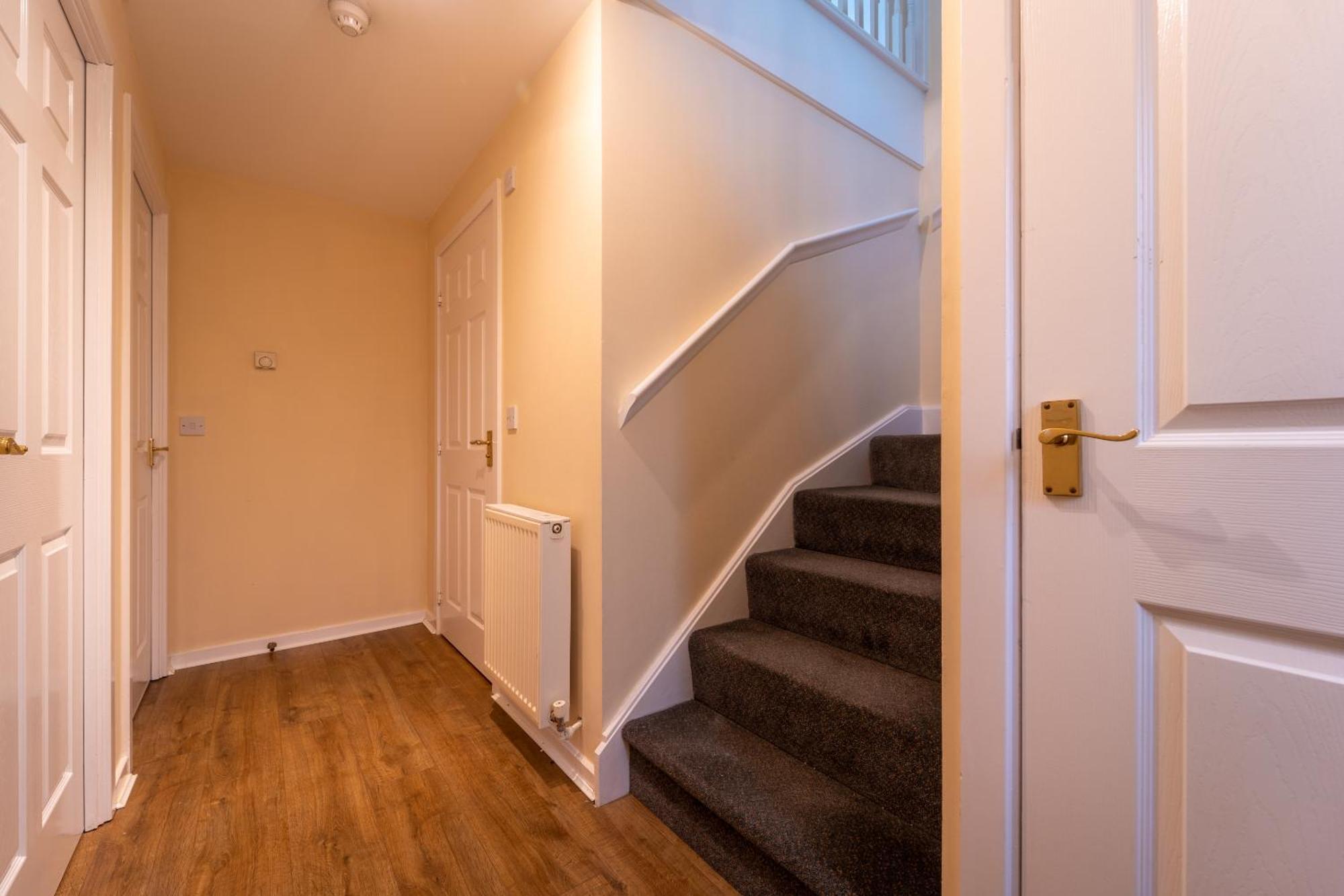 Luxury 2 Bed Apartment - Near Heathrow, Legoland, Windsor Slough Eksteriør billede