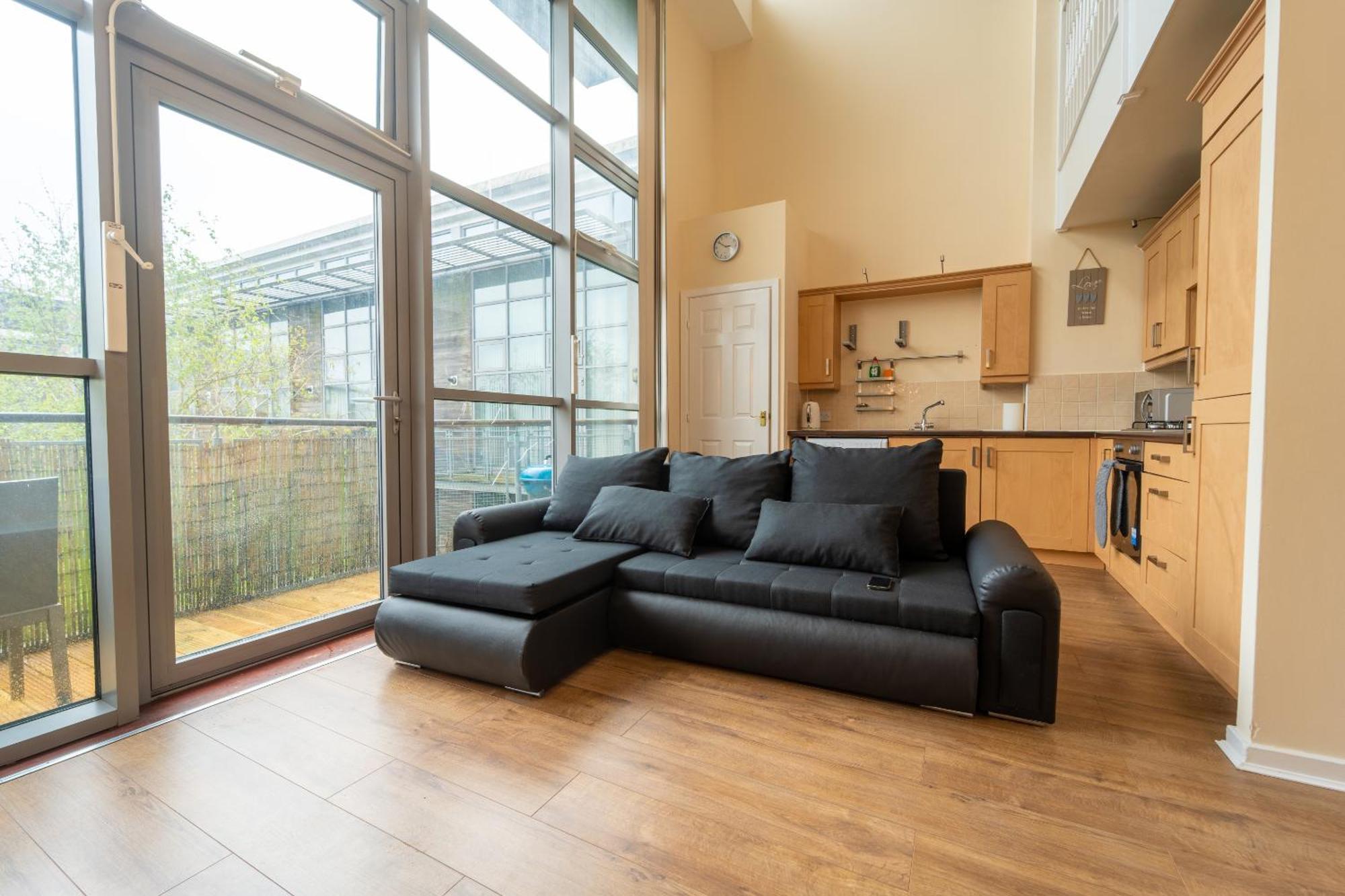 Luxury 2 Bed Apartment - Near Heathrow, Legoland, Windsor Slough Eksteriør billede